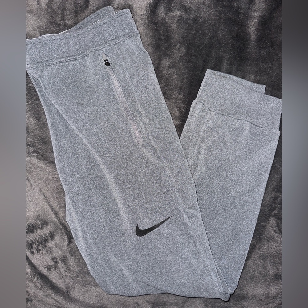 Boys Grey Nike Sweatpants